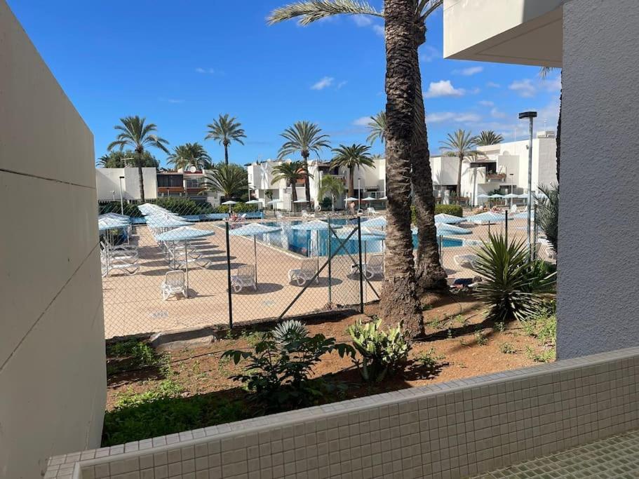 Pool View Apartment Primavera アロナ エクステリア 写真